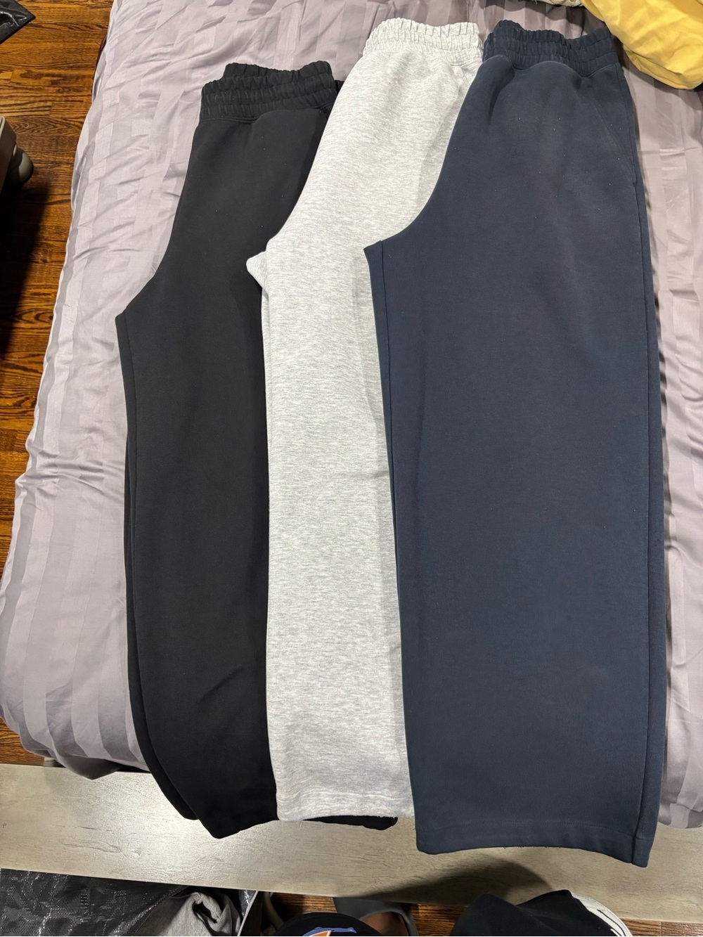 Uniqlo wide leg Men's Sweatpants Trio in Black, Light Gray & Navy